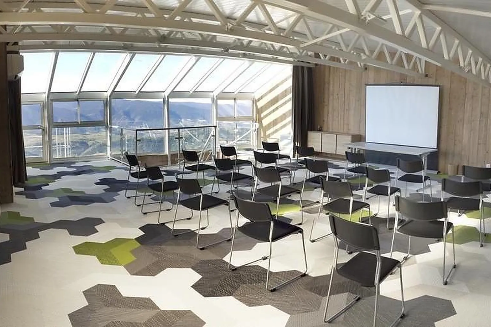 Lieux événementiels, LE GRAND TÉTRAS