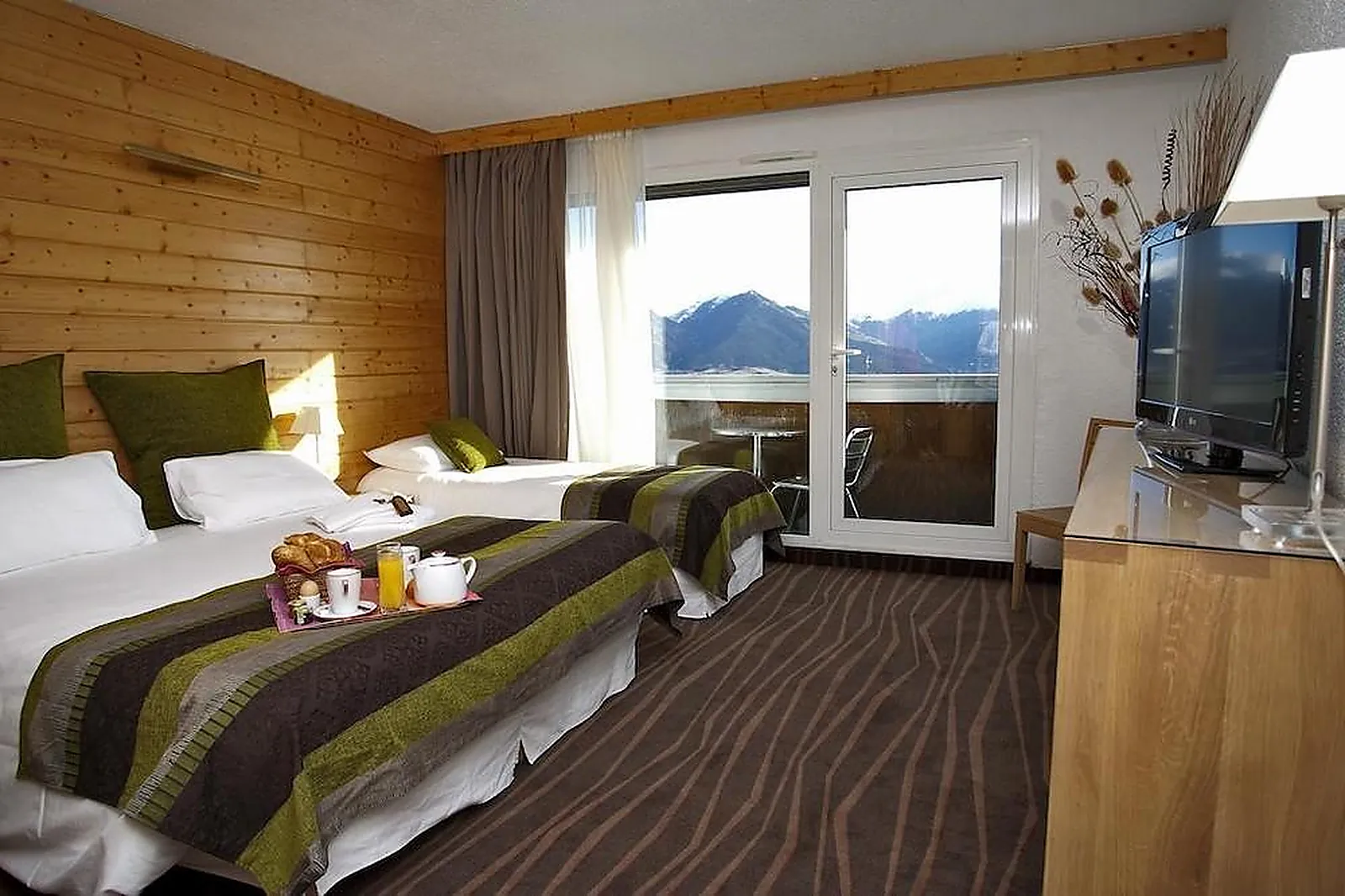 Lieux événementiels, LE GRAND TÉTRAS