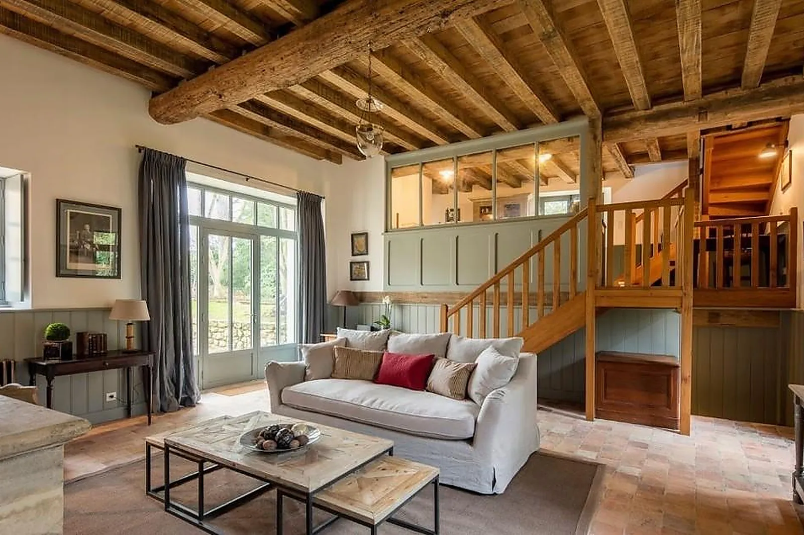 Lieux événementiels, LE HAMEAU DE COURANCES