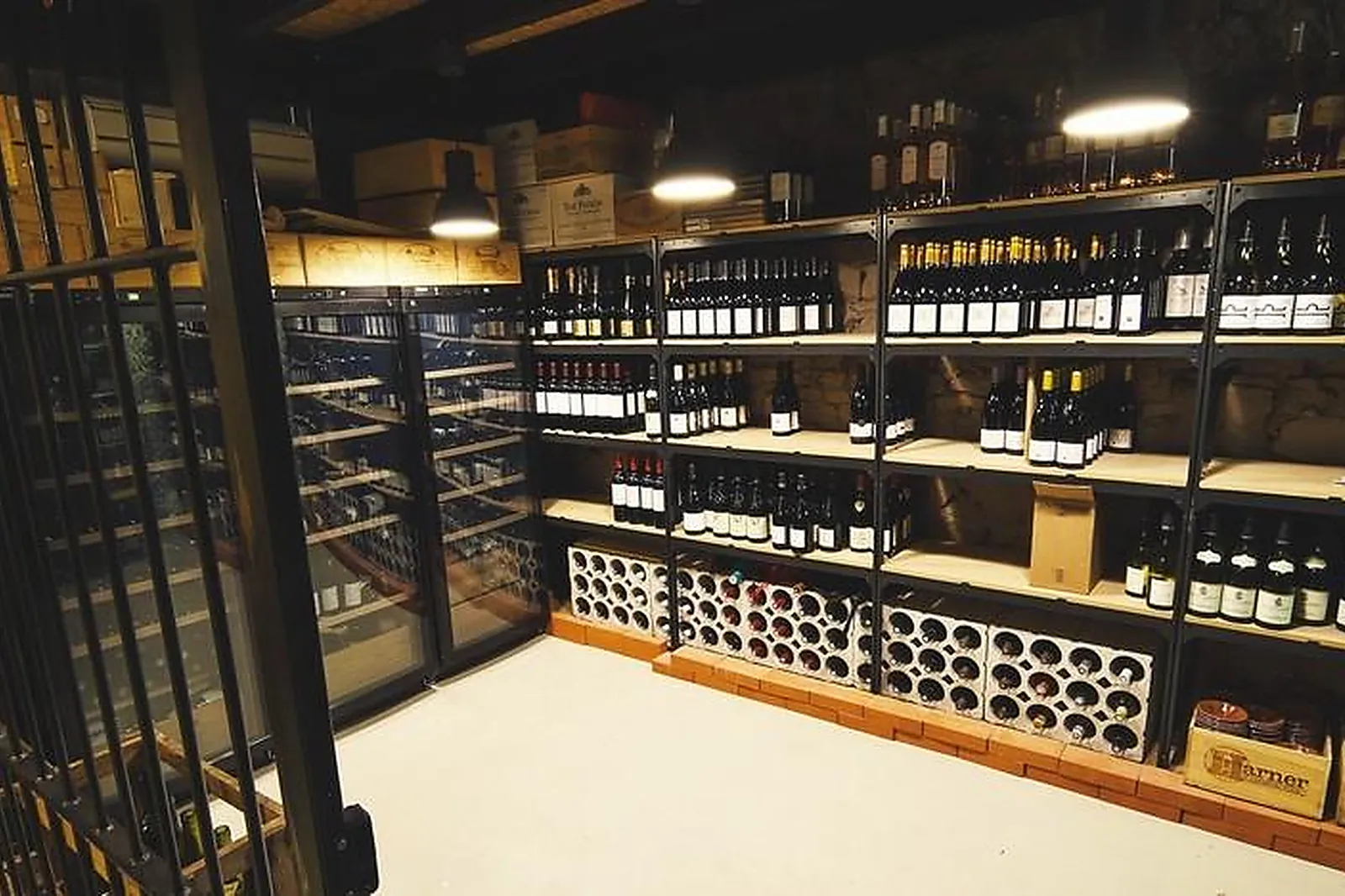 Lieux événementiels, LE HARNER