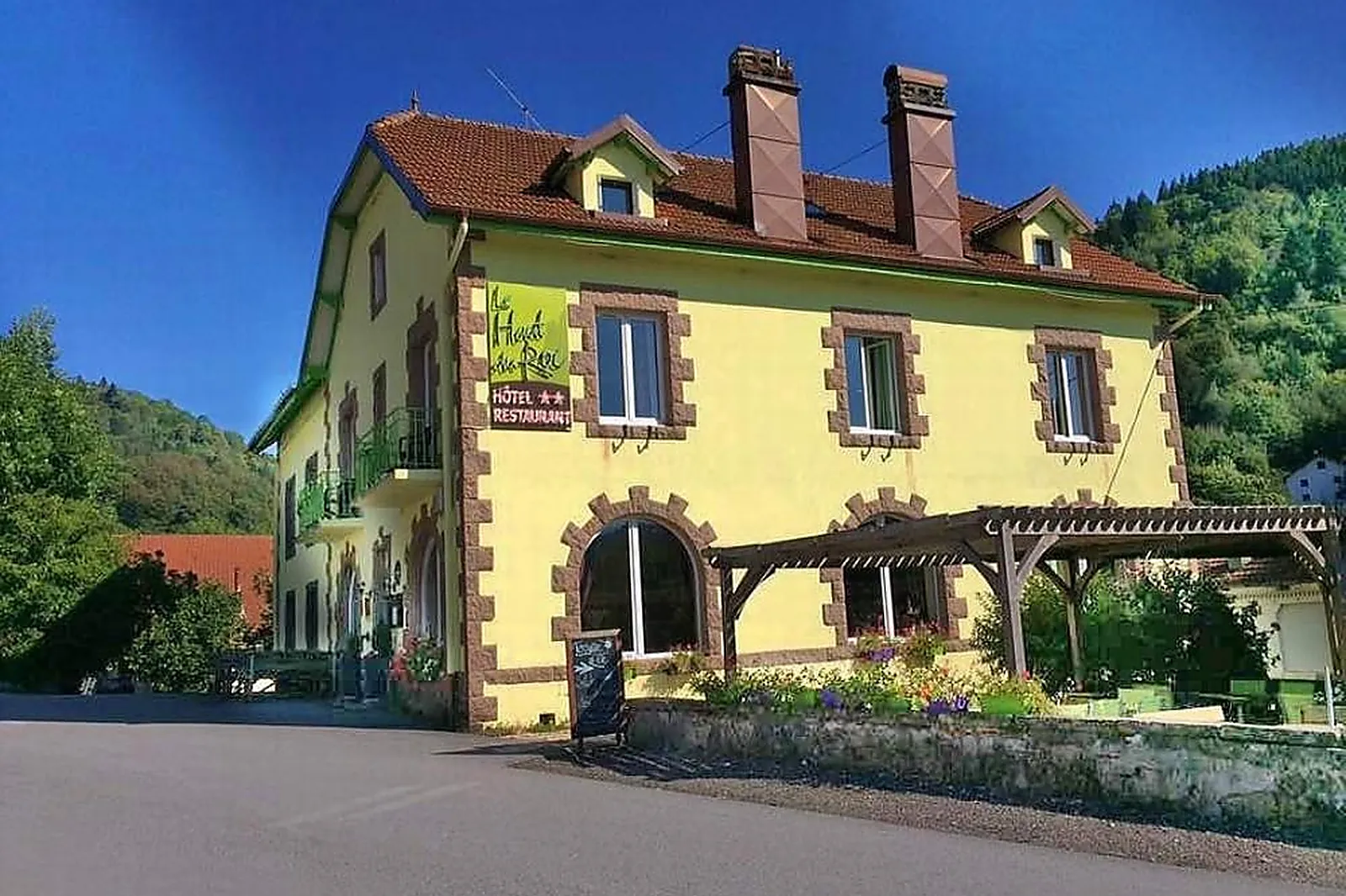 Lieux événementiels, LE HAUT DU ROC