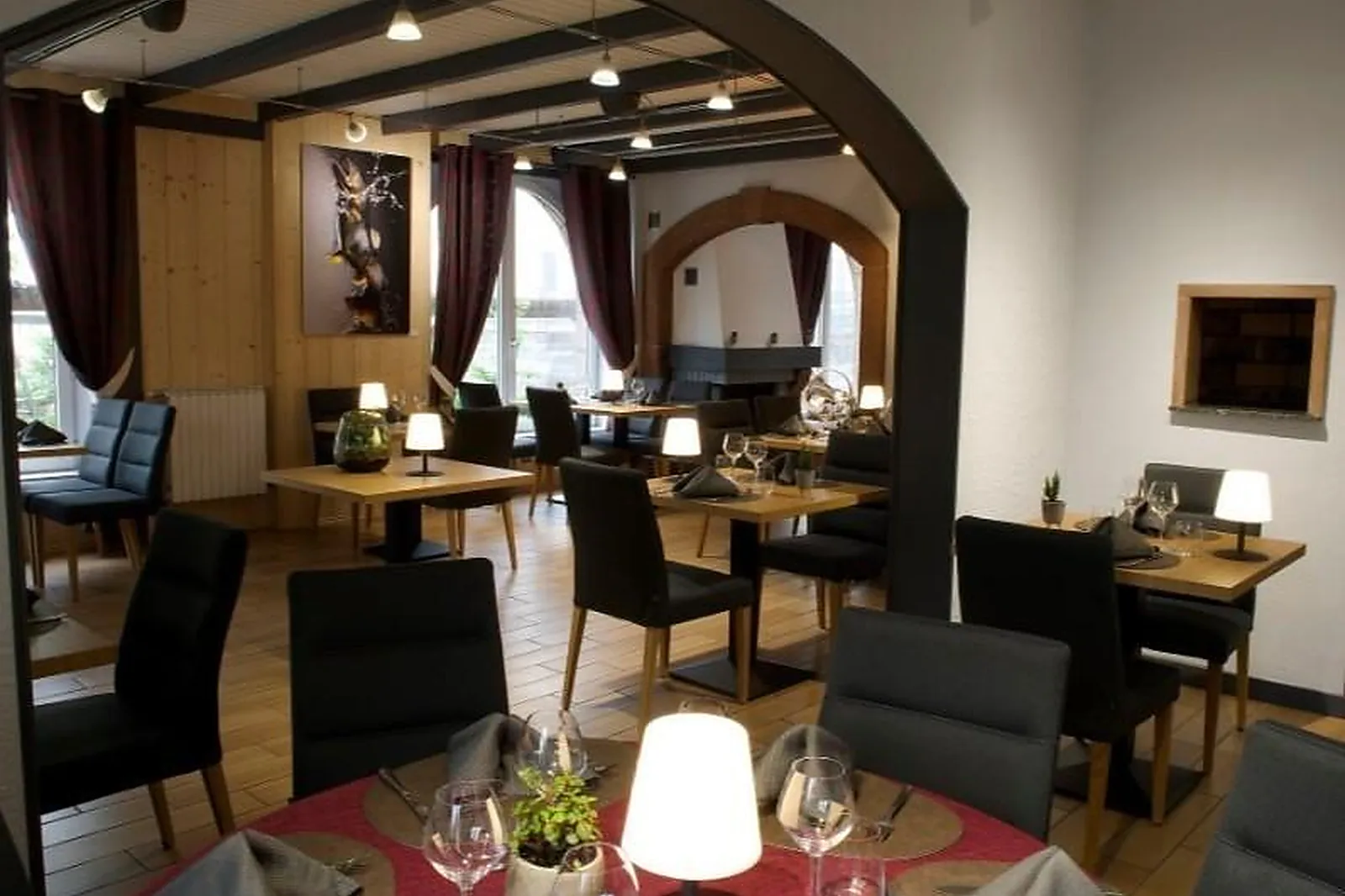 Lieux événementiels, LE HAUT DU ROC