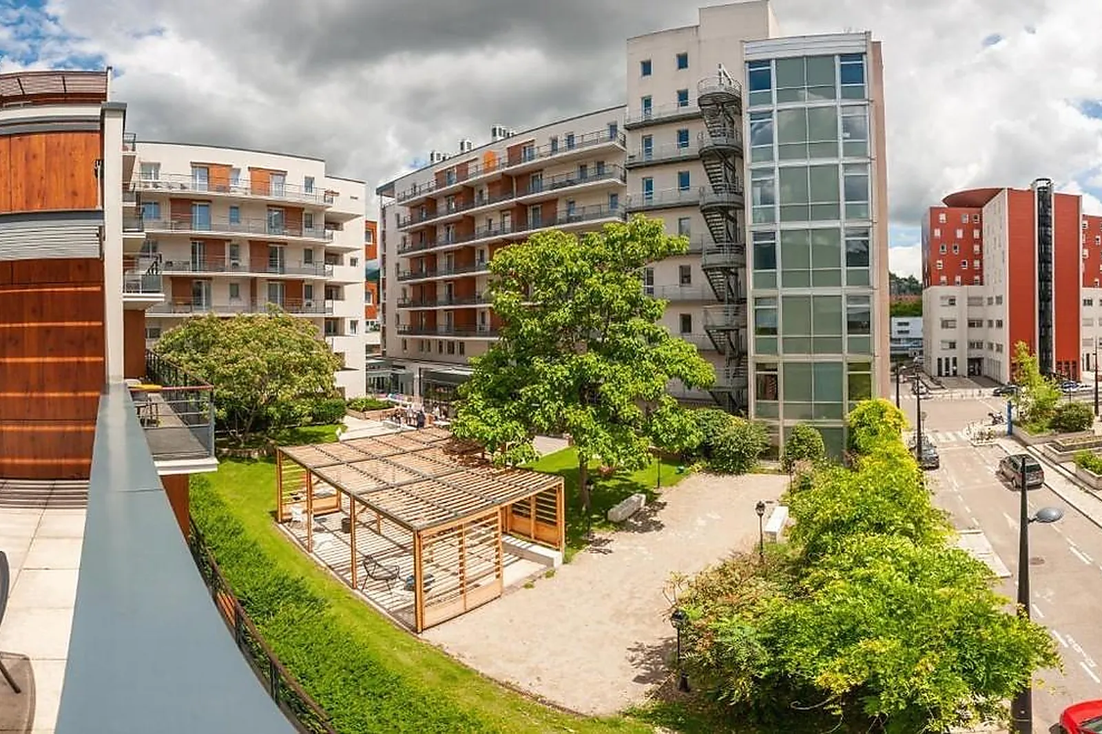 Lieux événementiels, LE HÜB