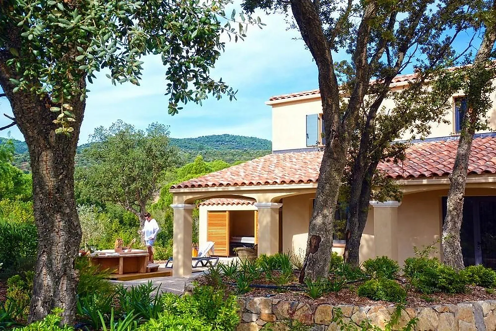 Lieux événementiels, LE JAS DU PÉBRIER