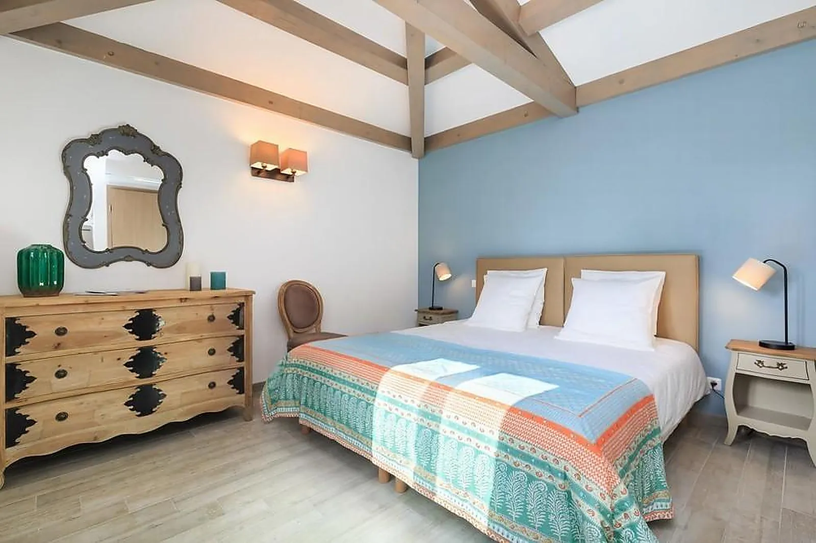 Lieux événementiels, LE JAS DU PÉBRIER