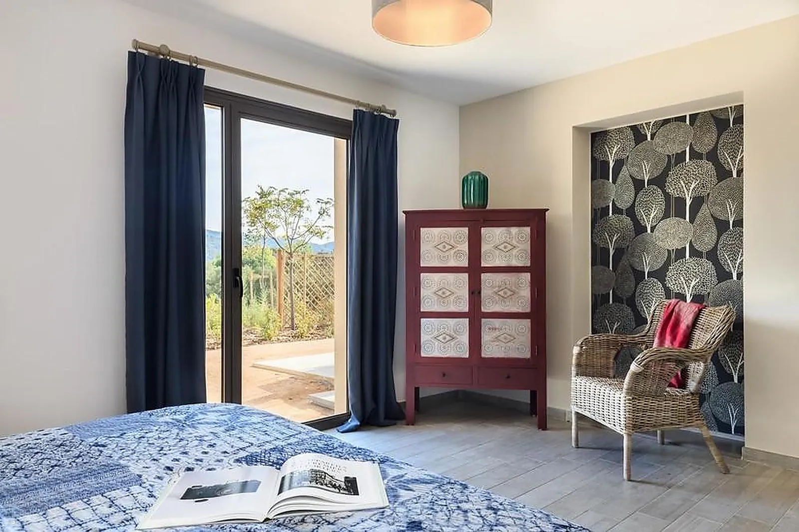 Lieux événementiels, LE JAS DU PÉBRIER