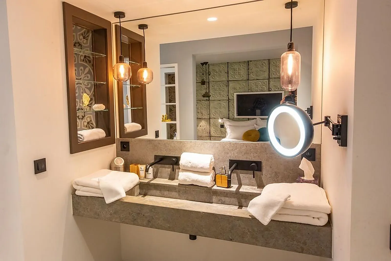 Lieux événementiels, LE KOKANA