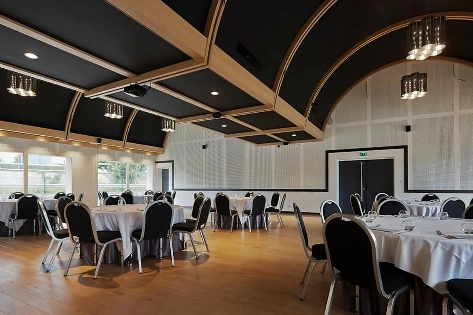 Lieux événementiels, LE KONINE