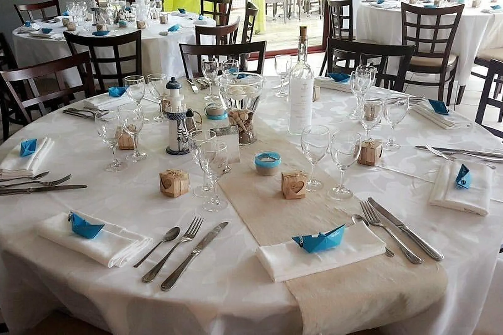 Lieux événementiels, LE LAGON BLEU