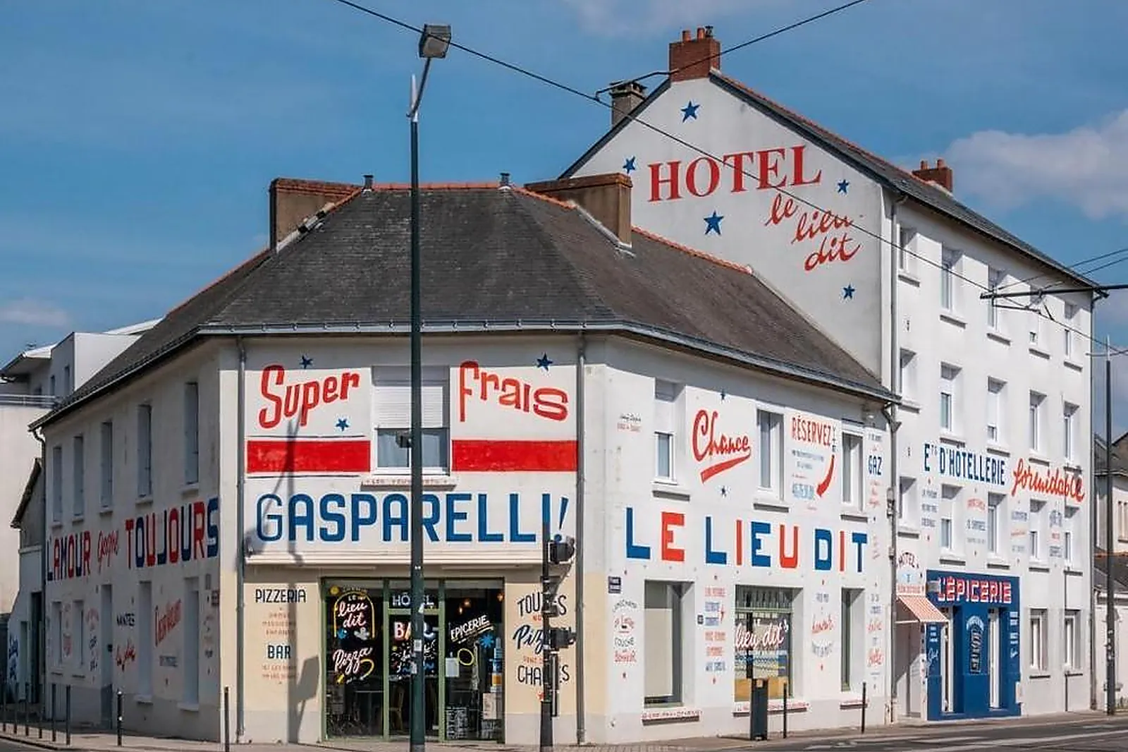 Lieux événementiels, LE LIEU DIT