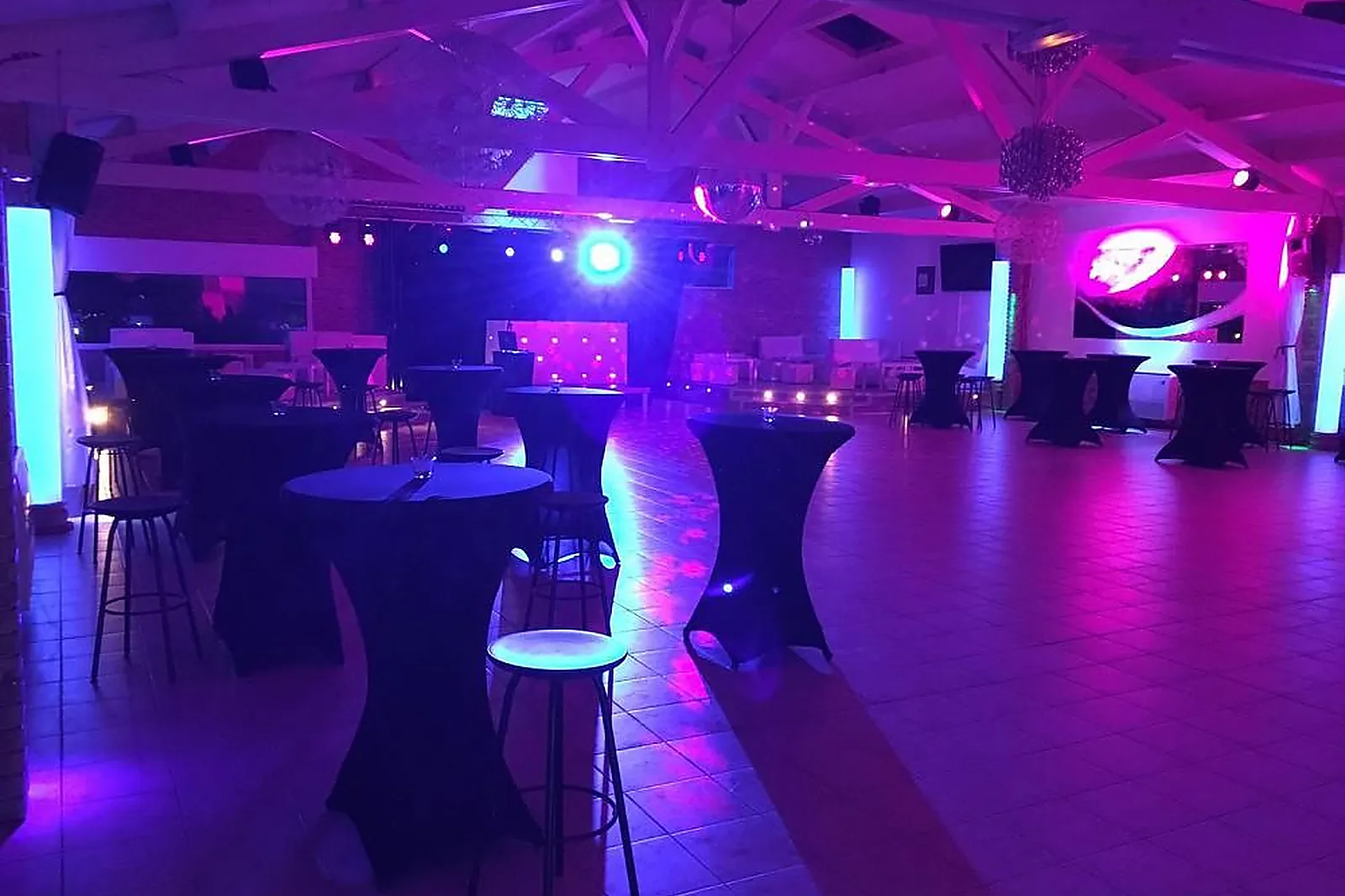 Lieux événementiels, LE LOFT BY CJ