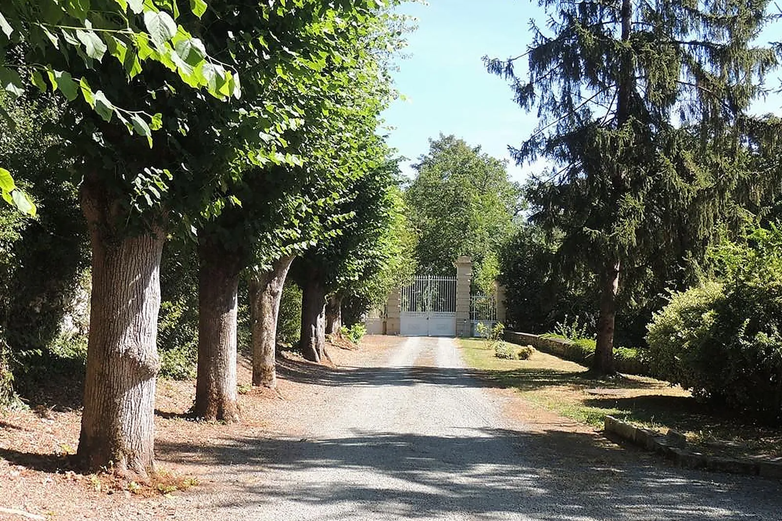 Lieux événementiels, LE LOGIS DE MAUZAY