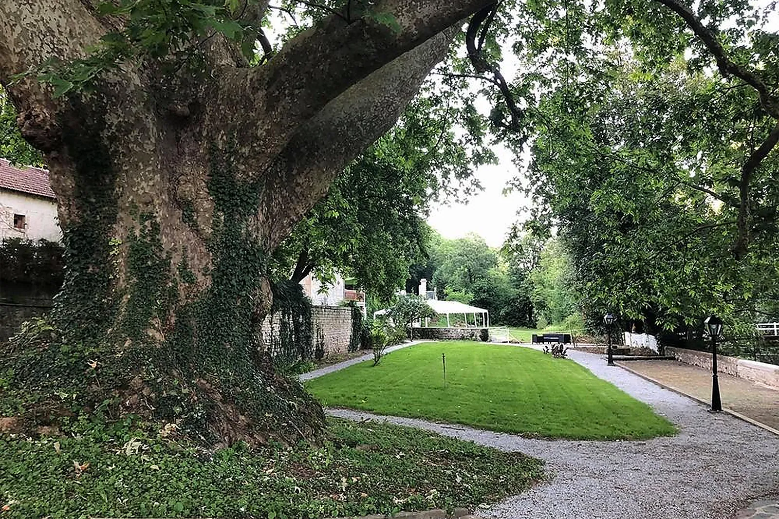 Lieux événementiels, LE LOGIS DE MAUZAY