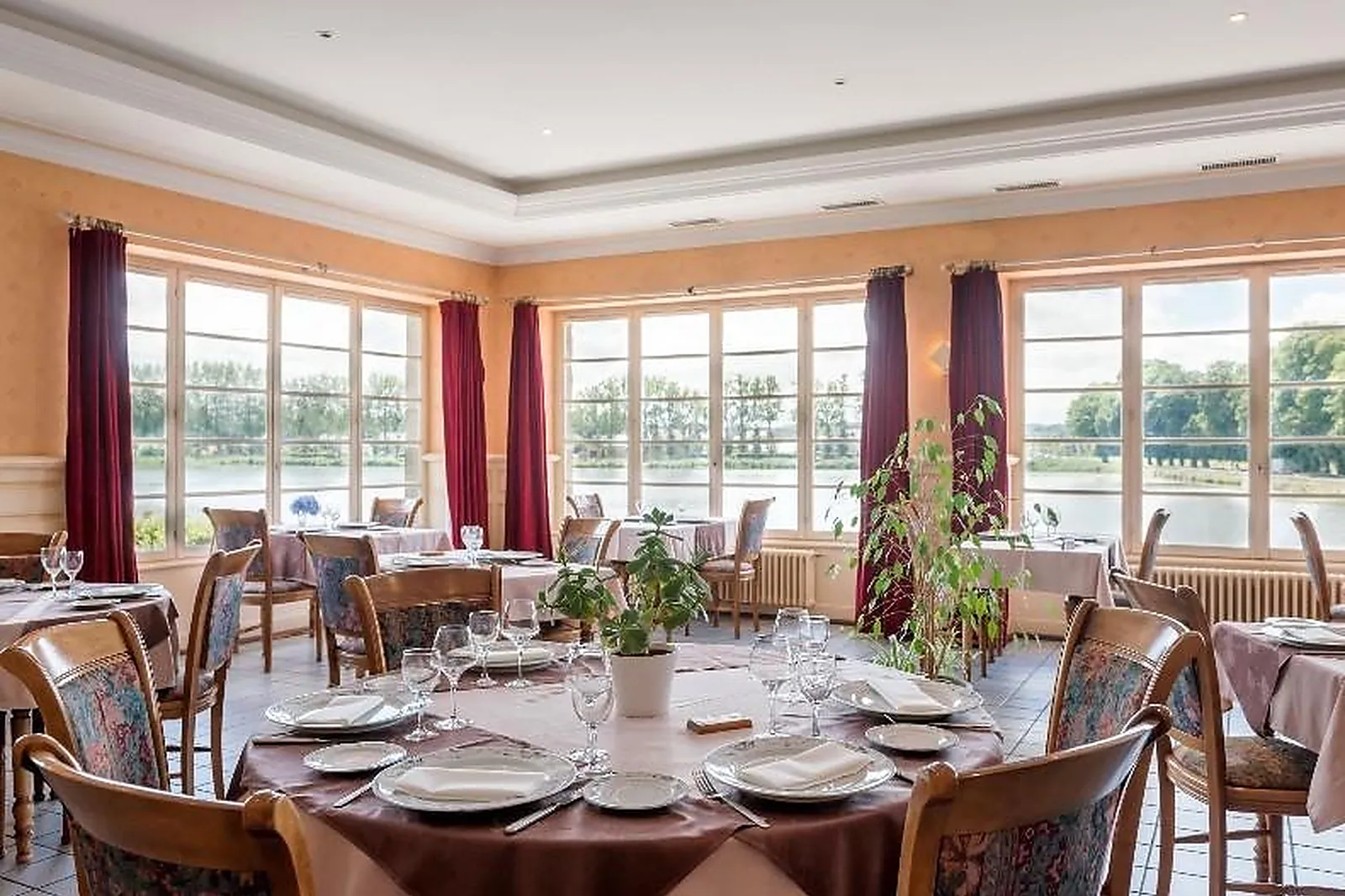 Lieux événementiels, LE LOGIS DU LAC