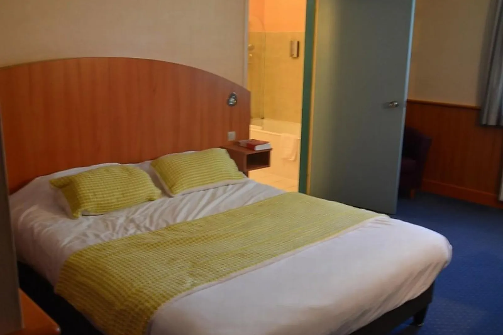 Lieux événementiels, LE LUCOTEL