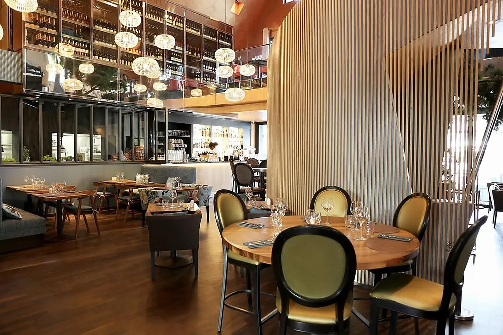 Lieux événementiels, LE M