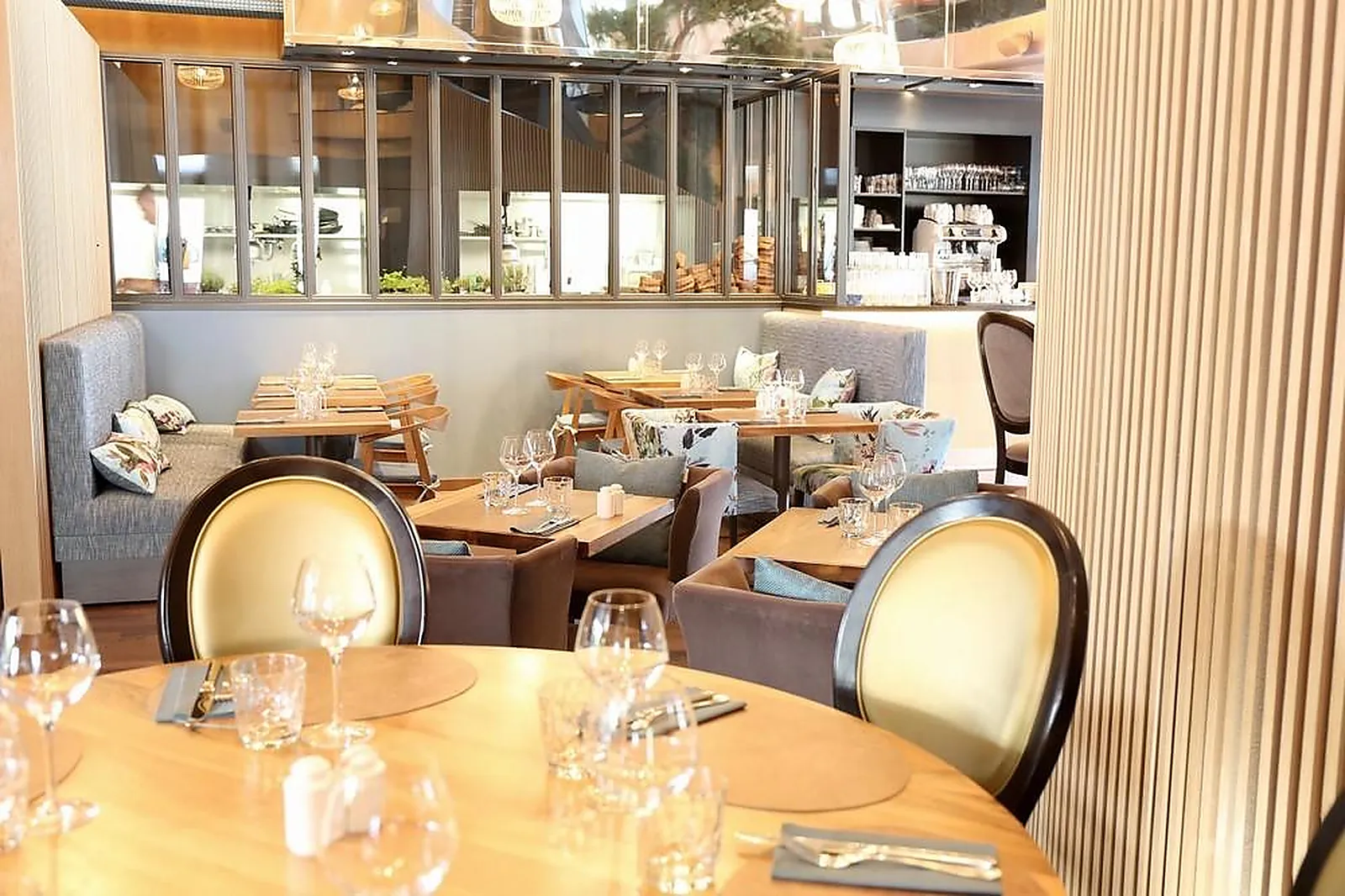 Lieux événementiels, LE M