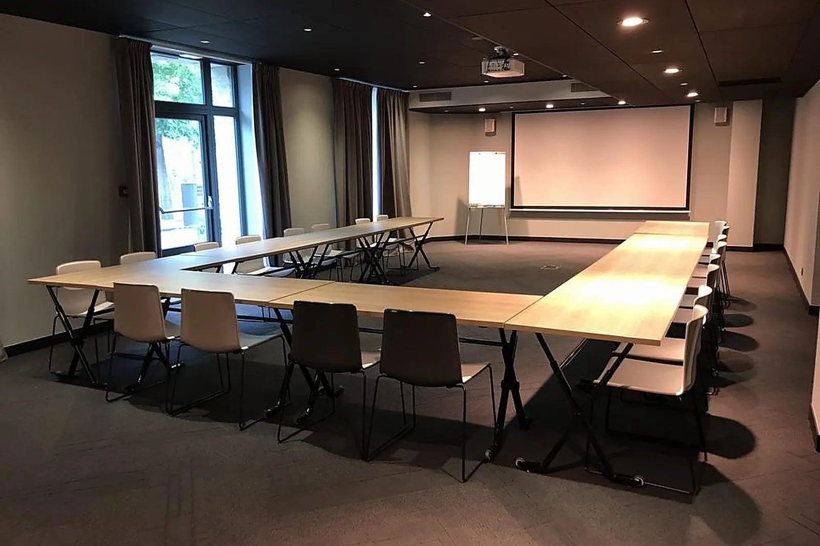 Lieux événementiels, LE MAGIC HÔTEL ET SPA