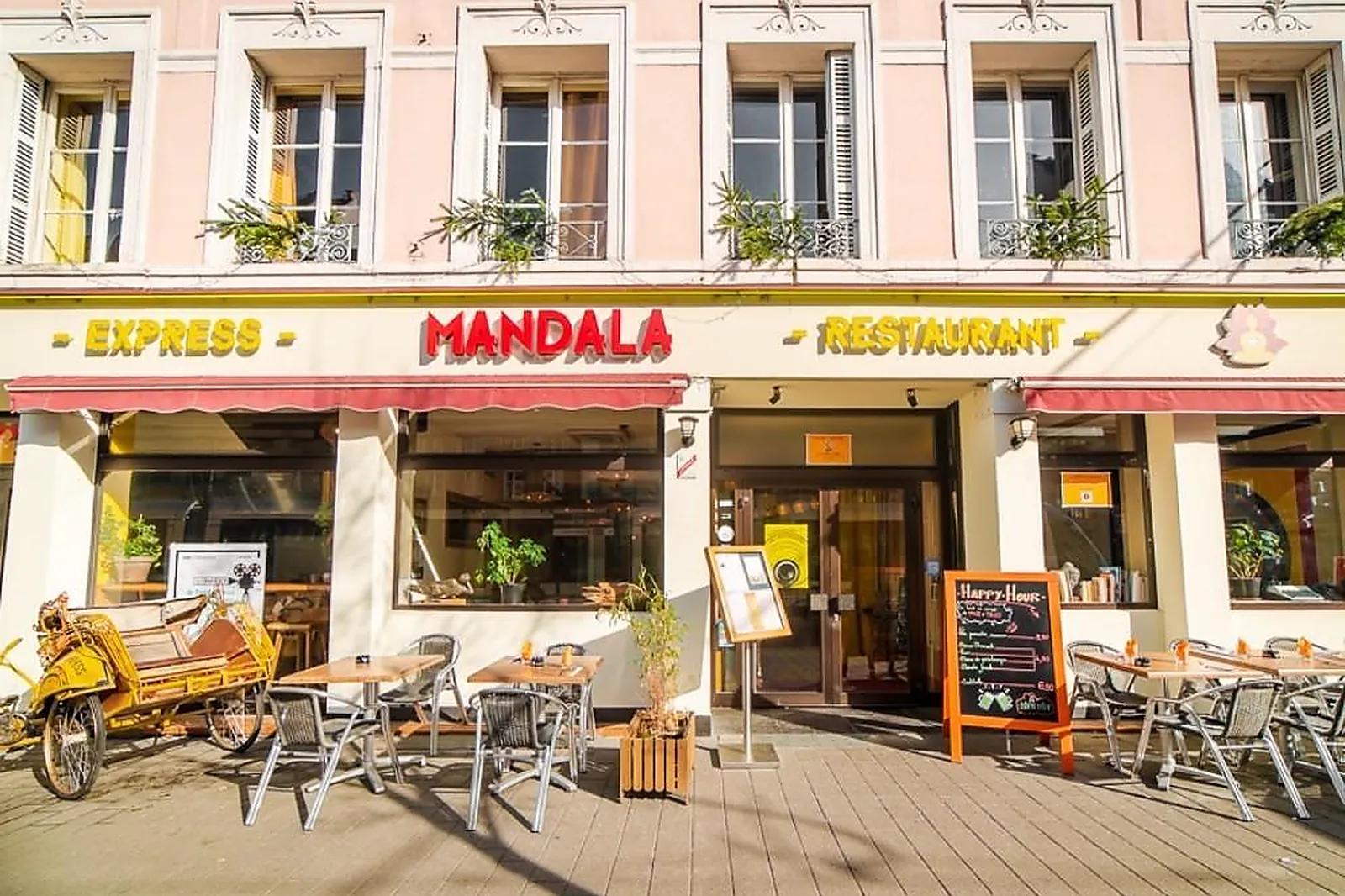 Lieux événementiels, LE MANDALA