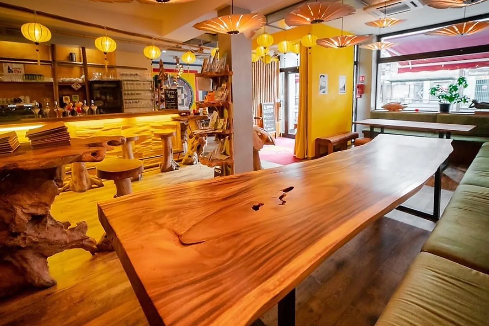 Lieux événementiels, LE MANDALA