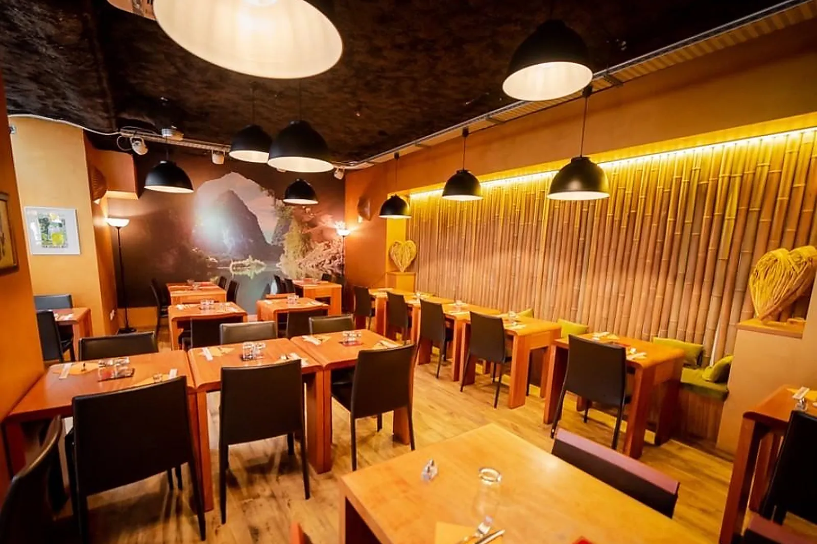 Lieux événementiels, LE MANDALA