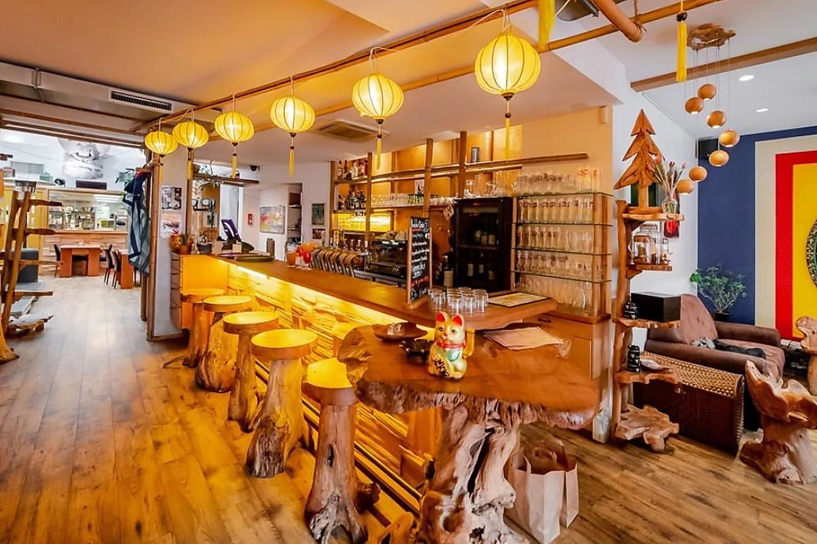 Lieux événementiels, LE MANDALA