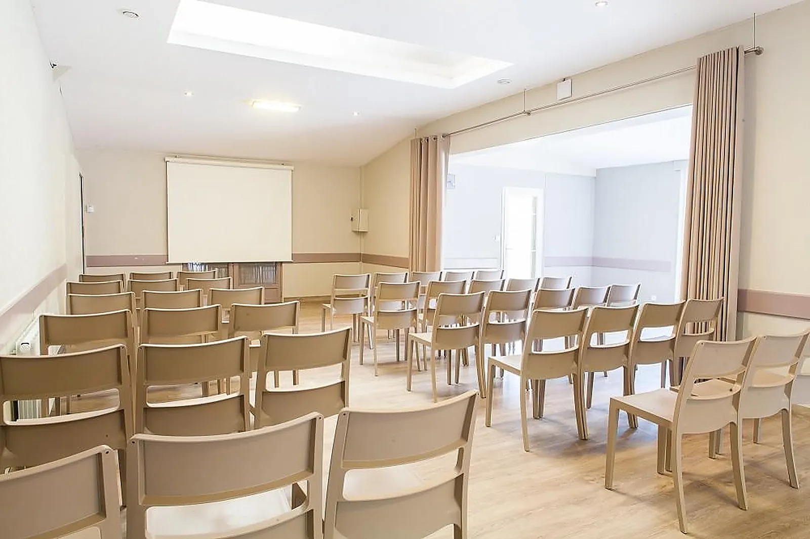 Lieux événementiels, LE MANOIR DU PETIT CORCE