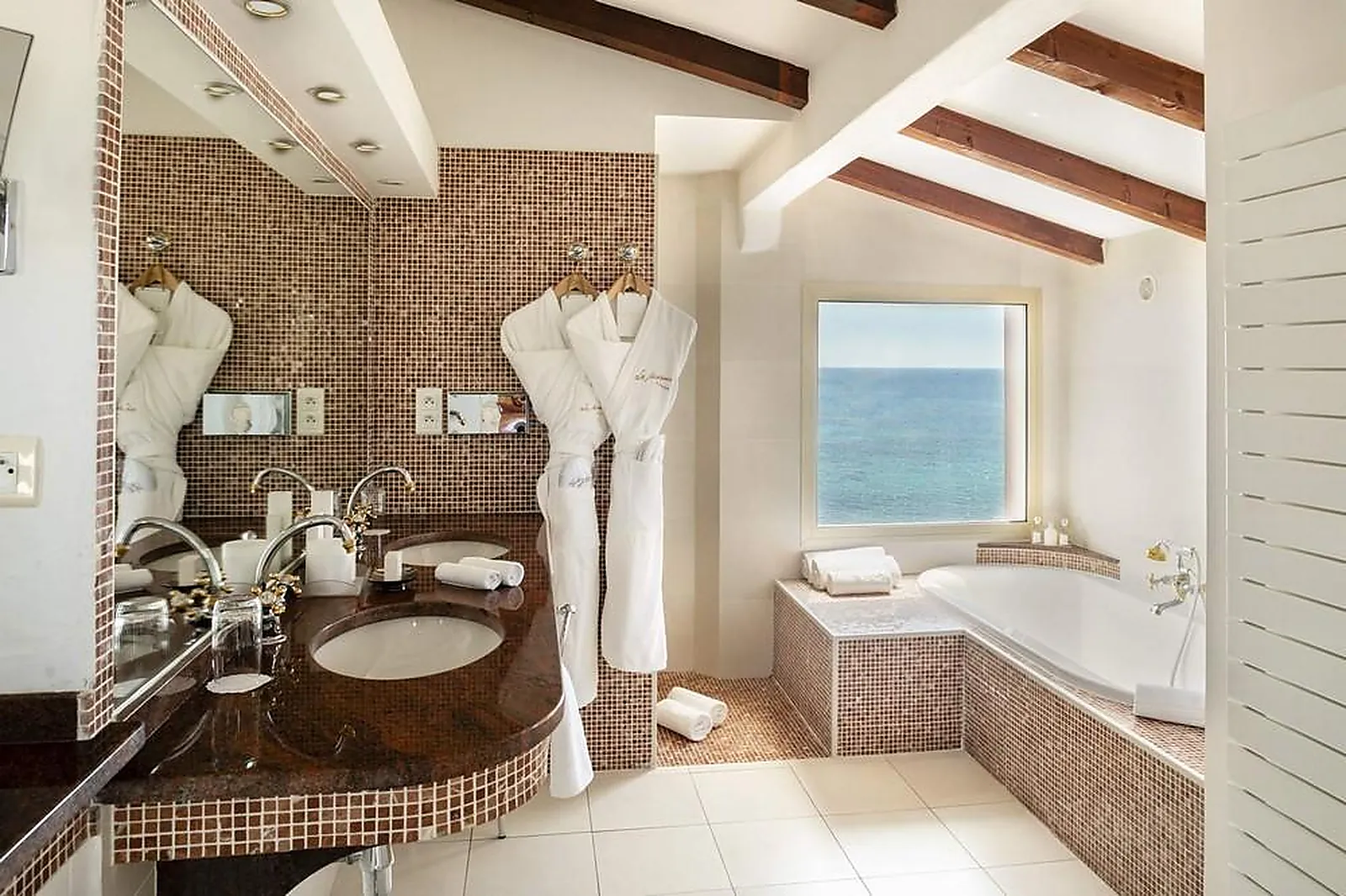 Lieux événementiels, LE MAQUIS