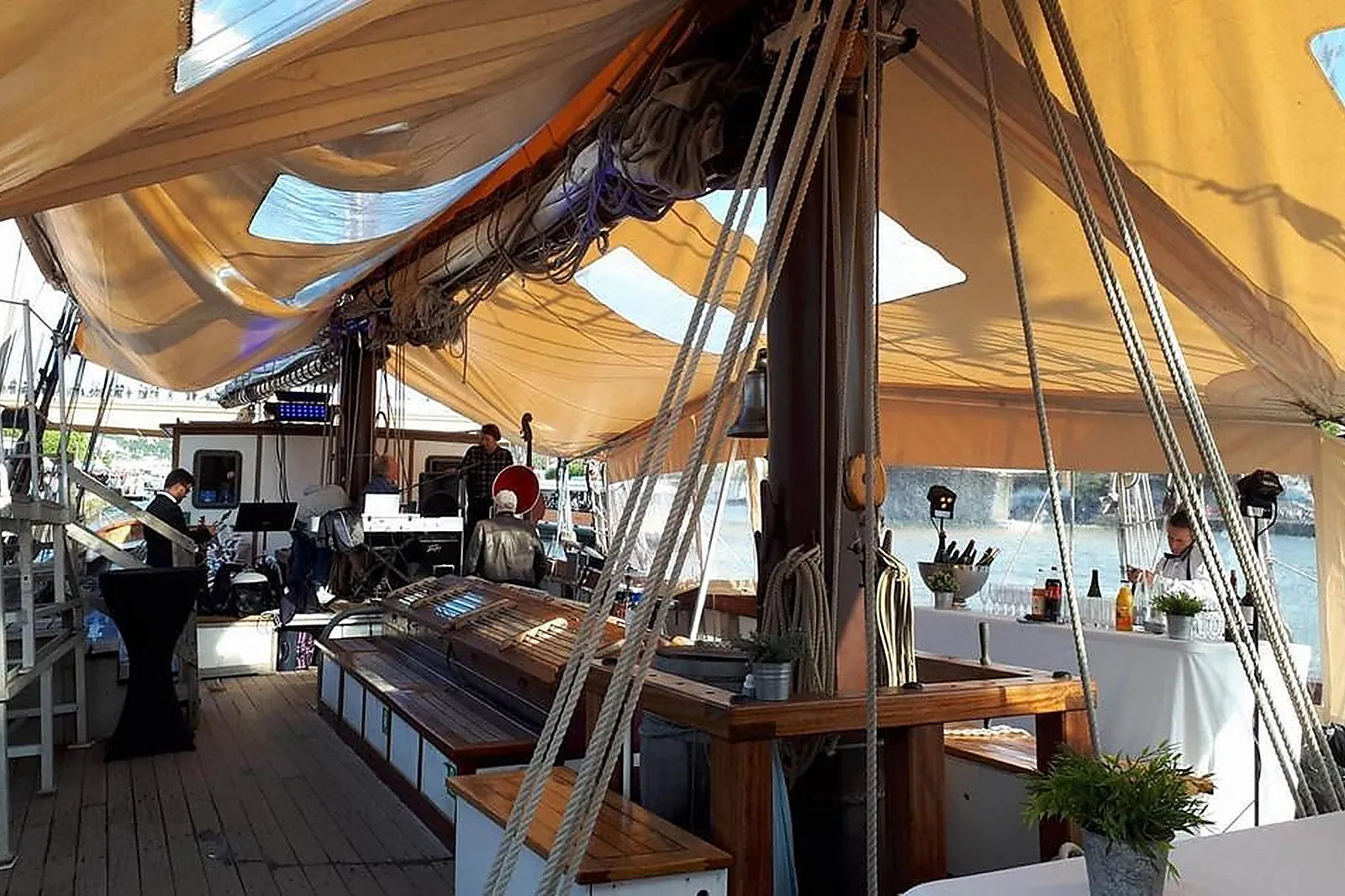 Lieux événementiels, LE MARITÉ