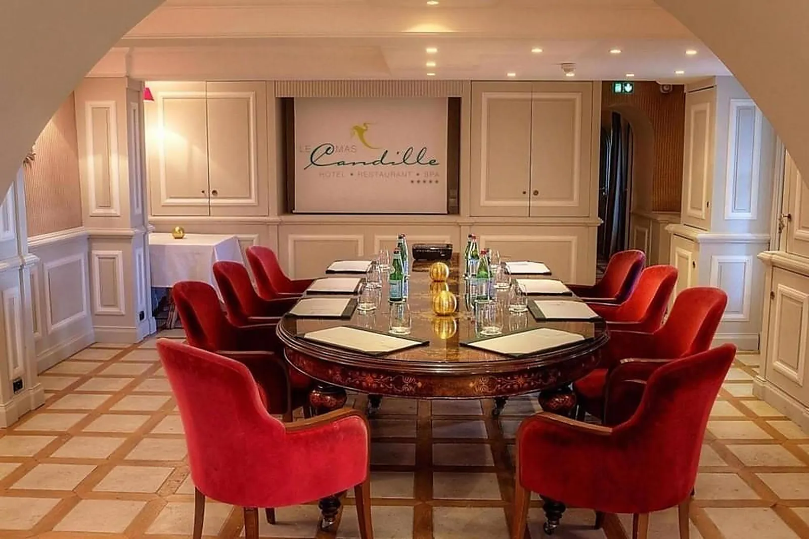 Lieux événementiels, LE MAS CANDILLE