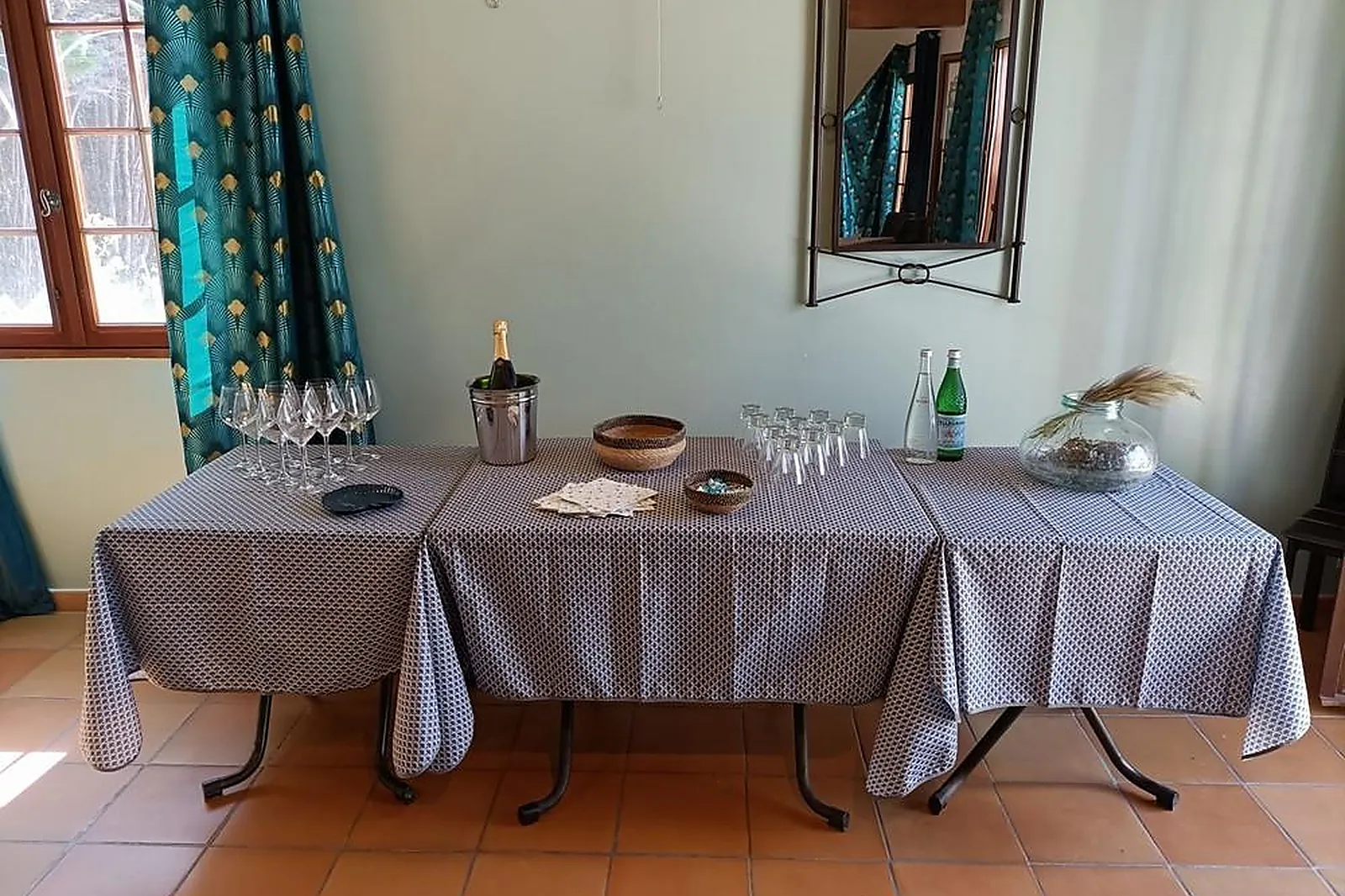 Lieux événementiels, LE MAS DES AMANDIERS