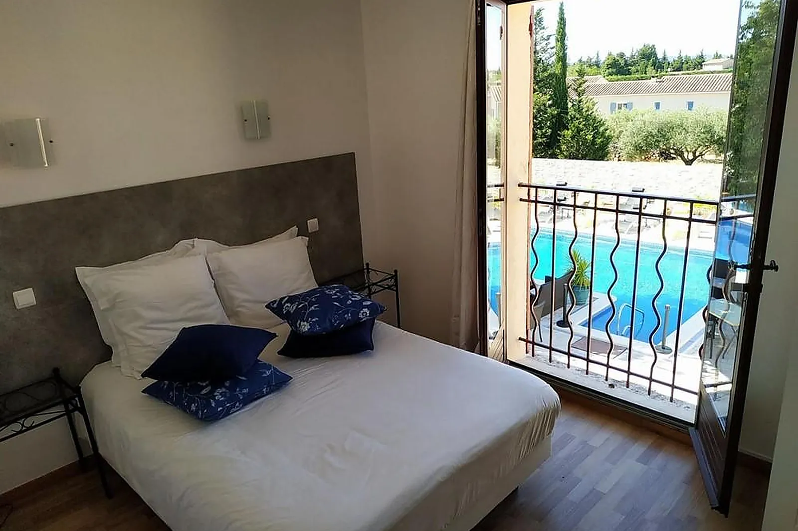 Lieux événementiels, LE MAS DES AMANDIERS