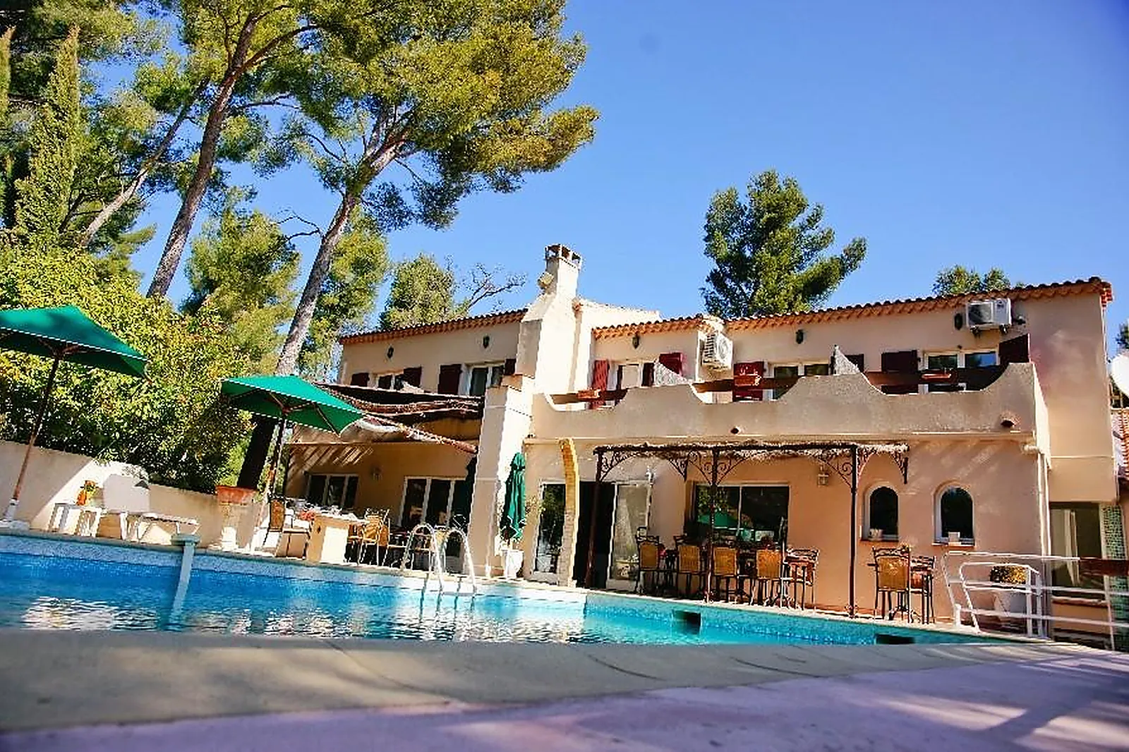 Lieux événementiels, LE MAS DES ECUREUILS