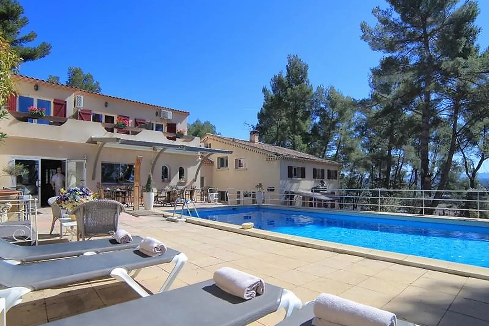 Lieux événementiels, LE MAS DES ECUREUILS