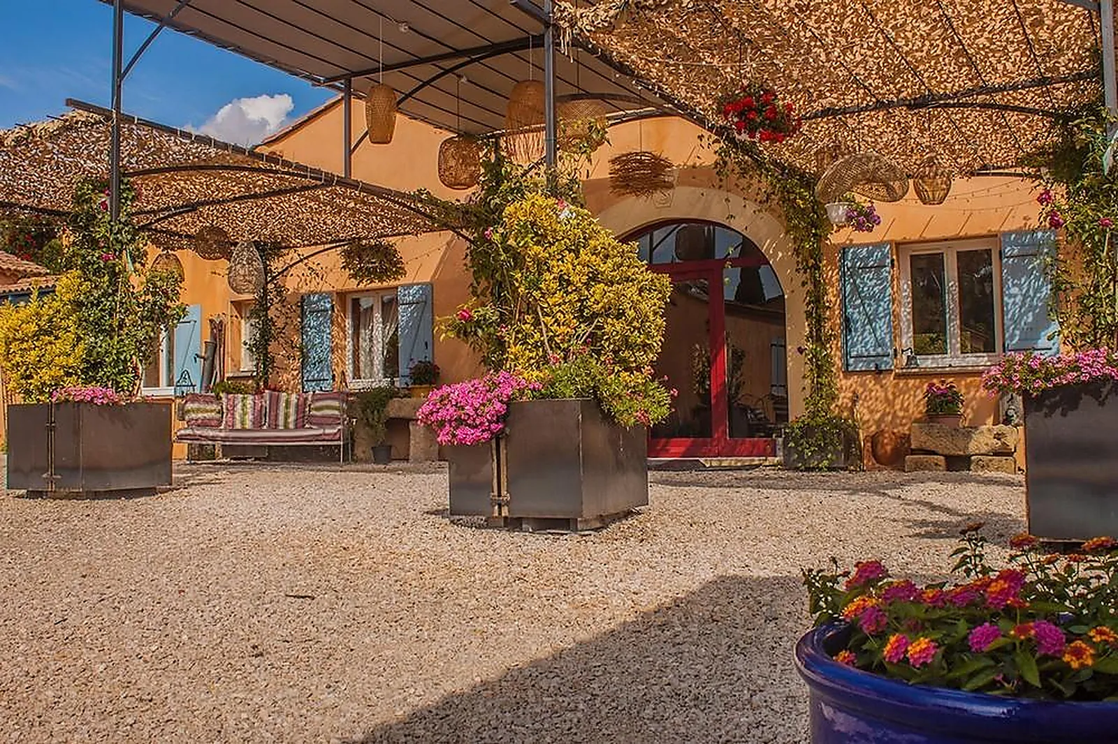 Lieux événementiels, LE MAS DES SAGNES