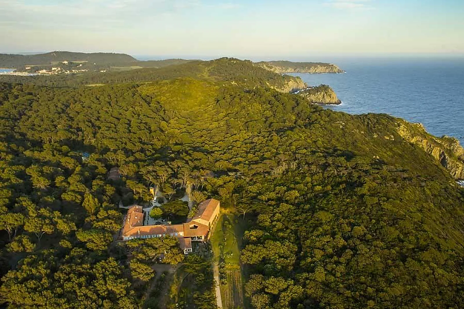Lieux événementiels, LE MAS DU LANGOUSTIER