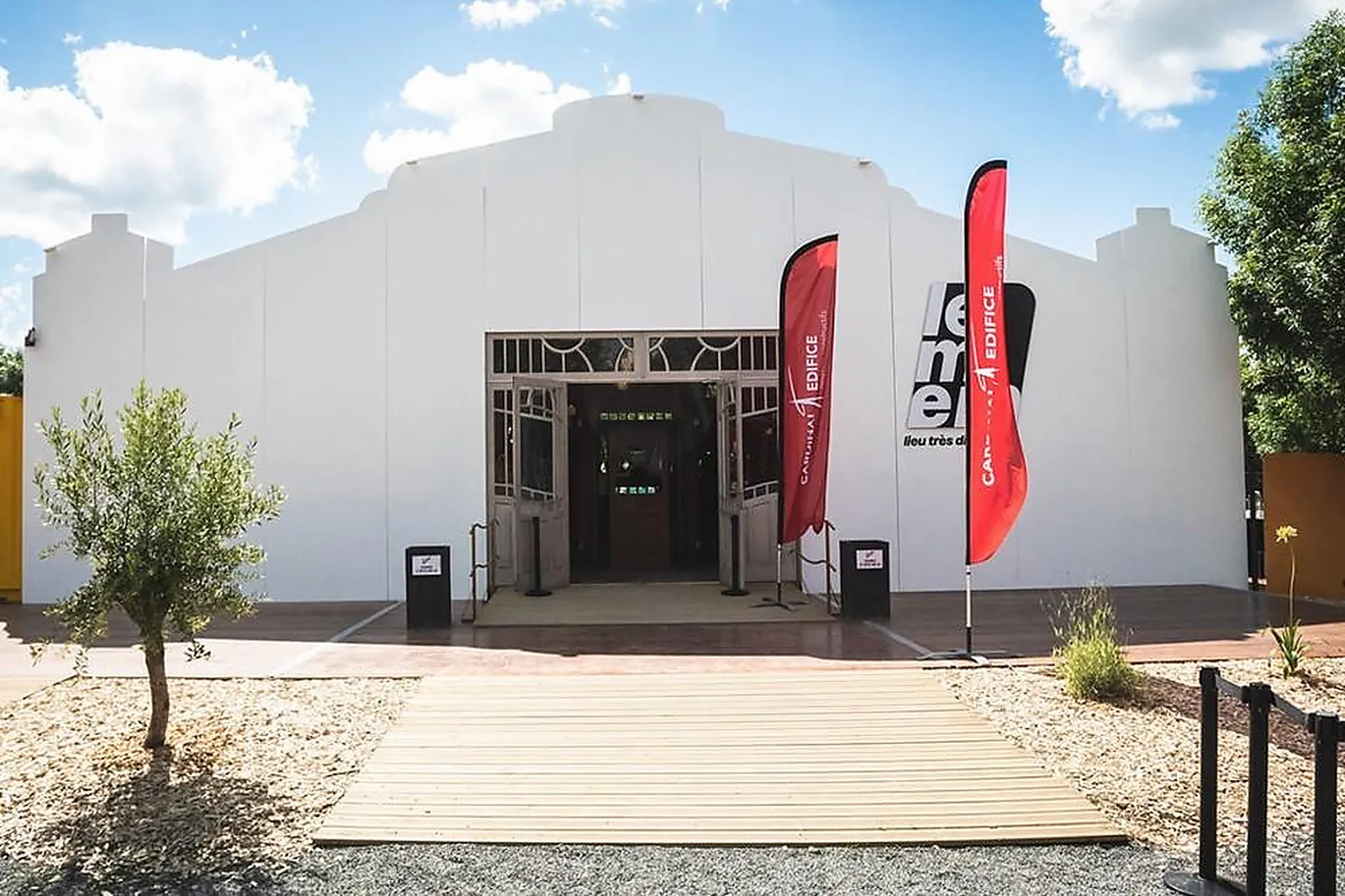 Lieux événementiels, LE MEM