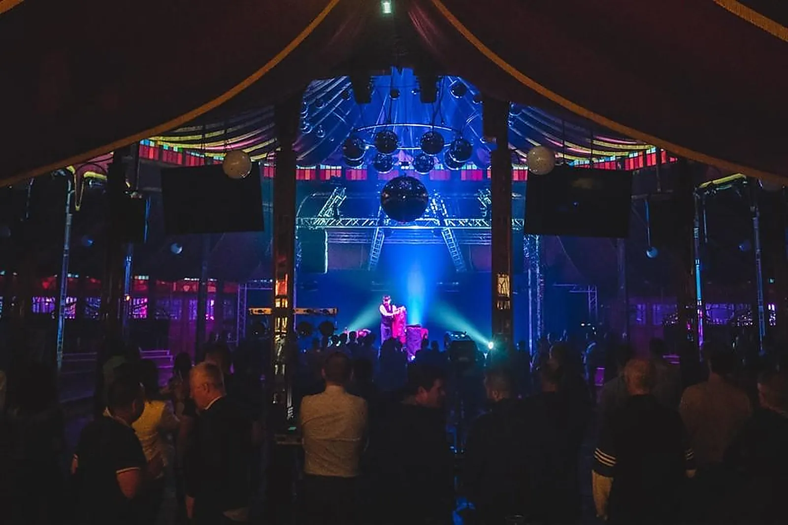 Lieux événementiels, LE MEM