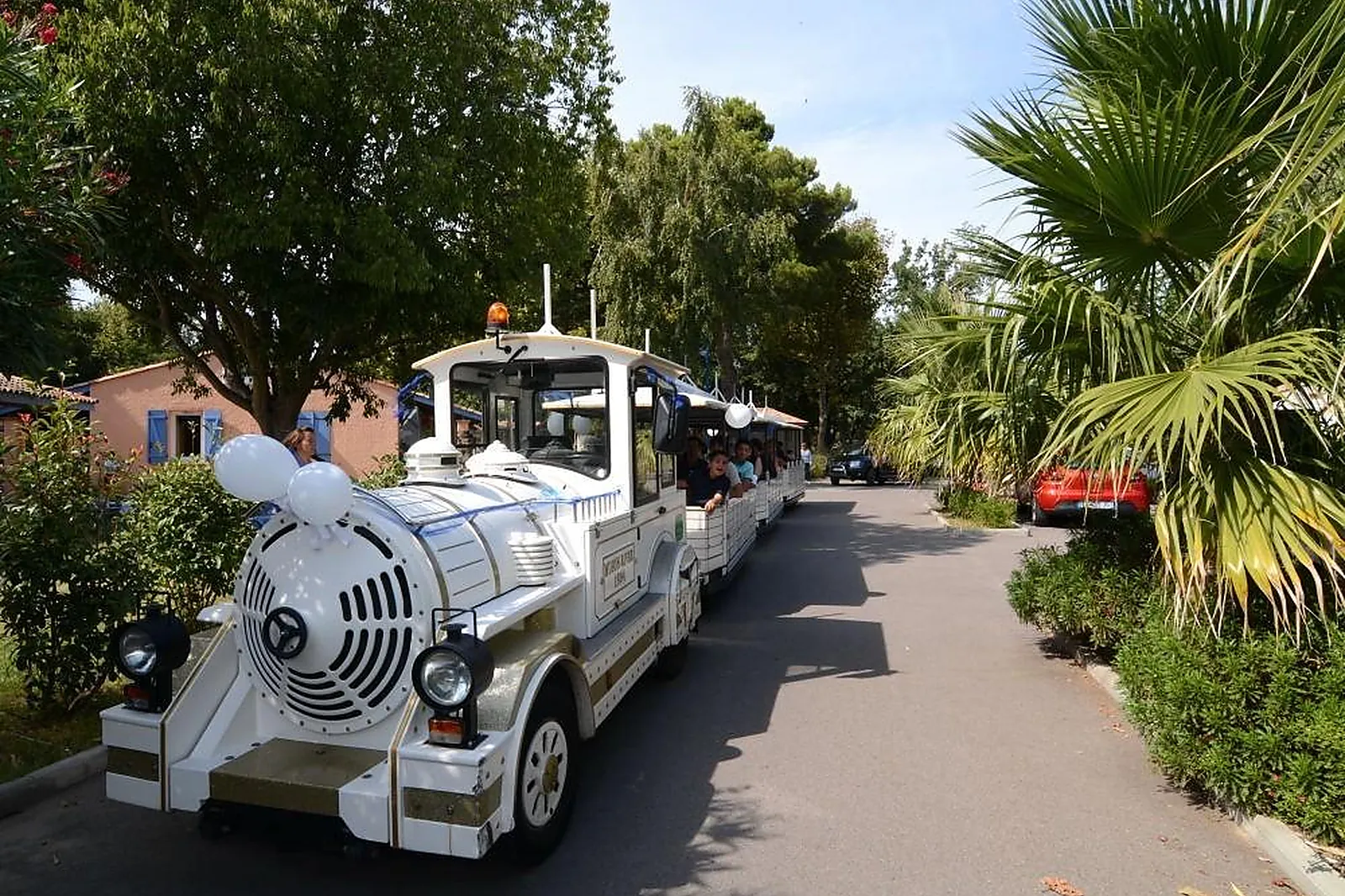 Lieux événementiels, LE MEDITERRANÉE