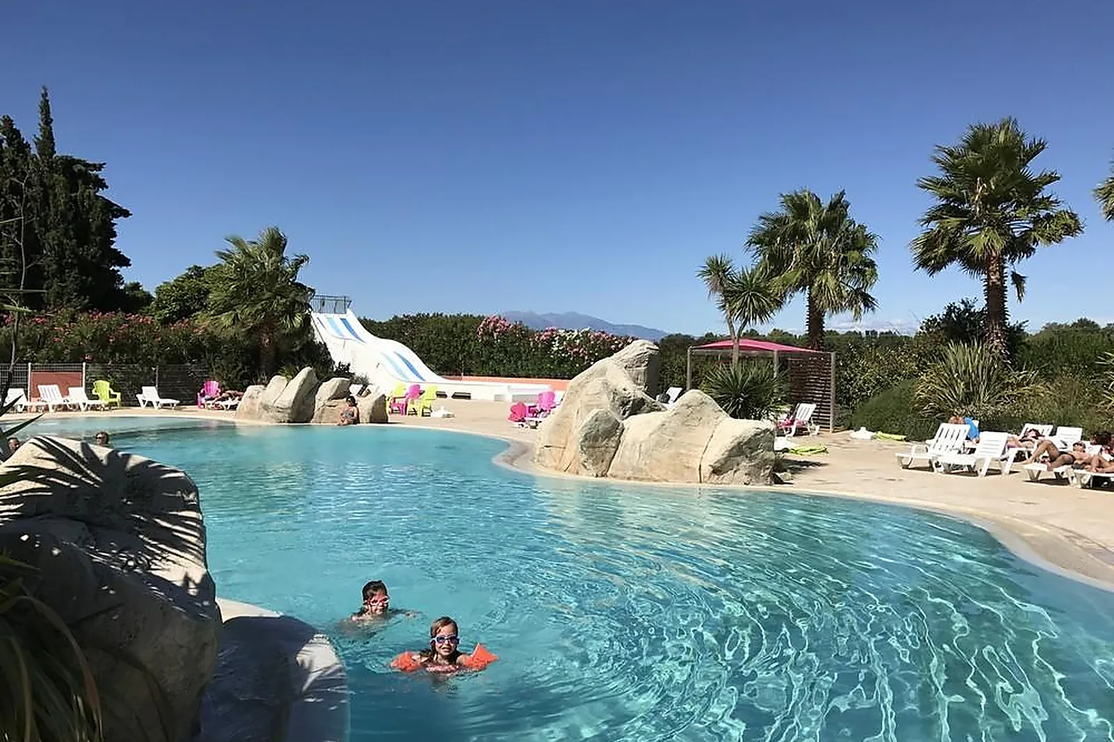 Lieux événementiels, LE MEDITERRANÉE