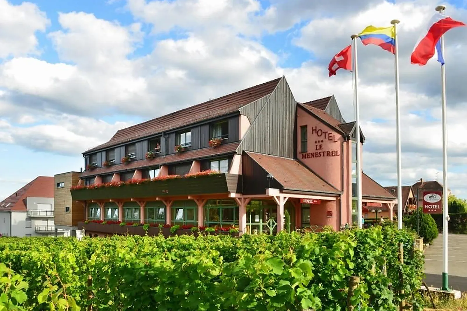 Lieux événementiels, LE MENESTREL