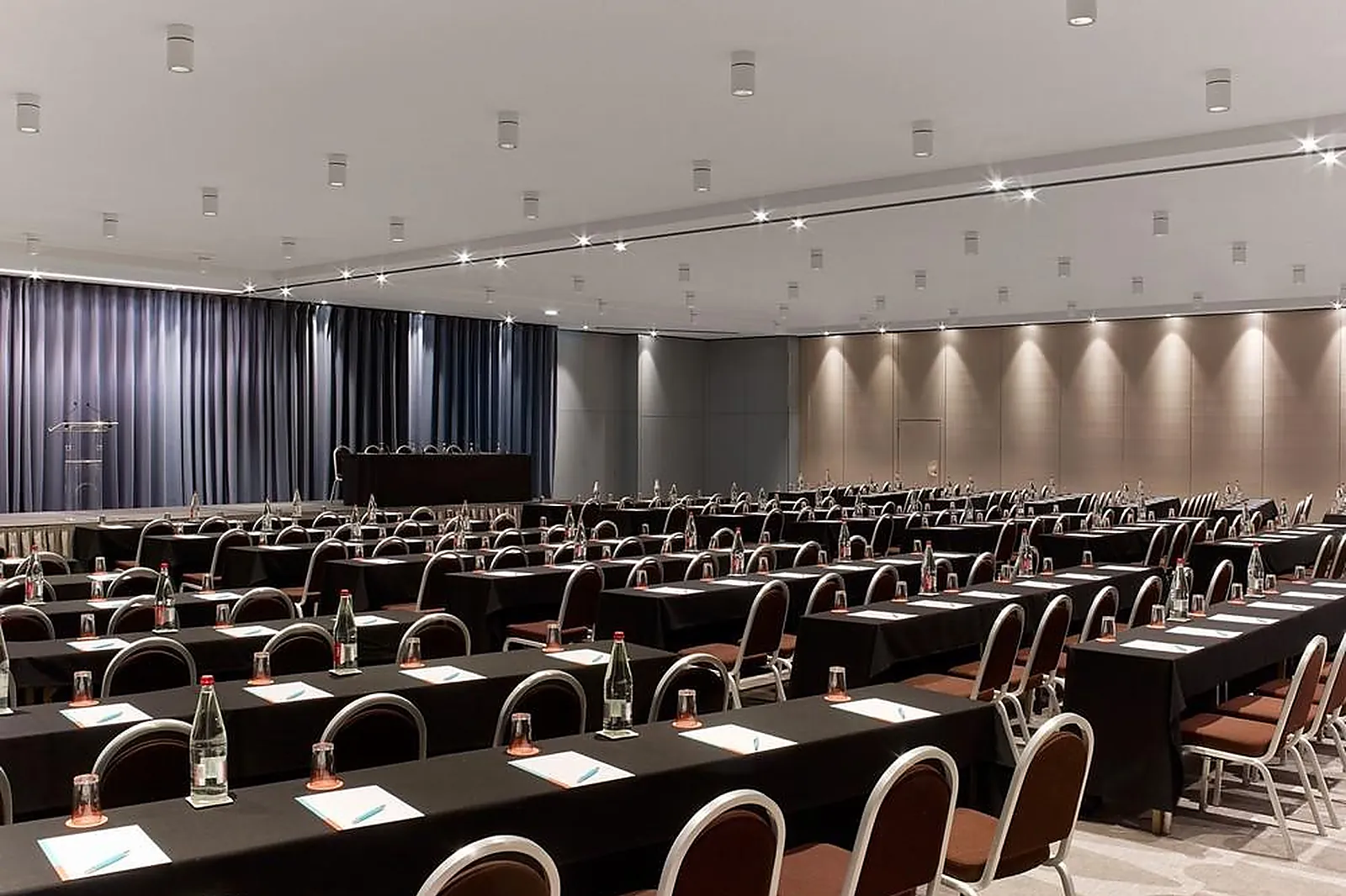 Lieux événementiels, LE MÉRIDIEN ÉTOILE