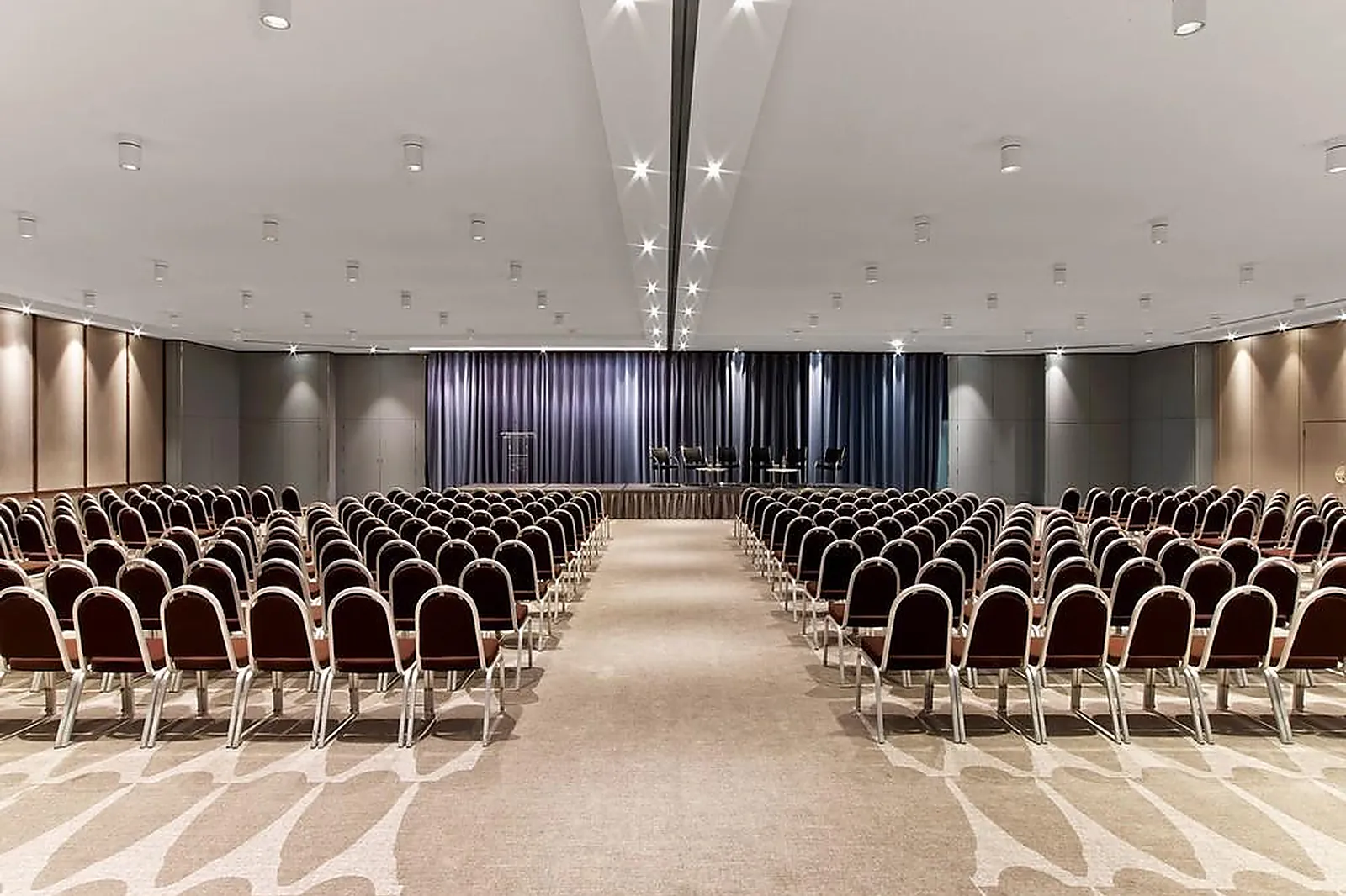 Lieux événementiels, LE MÉRIDIEN ÉTOILE