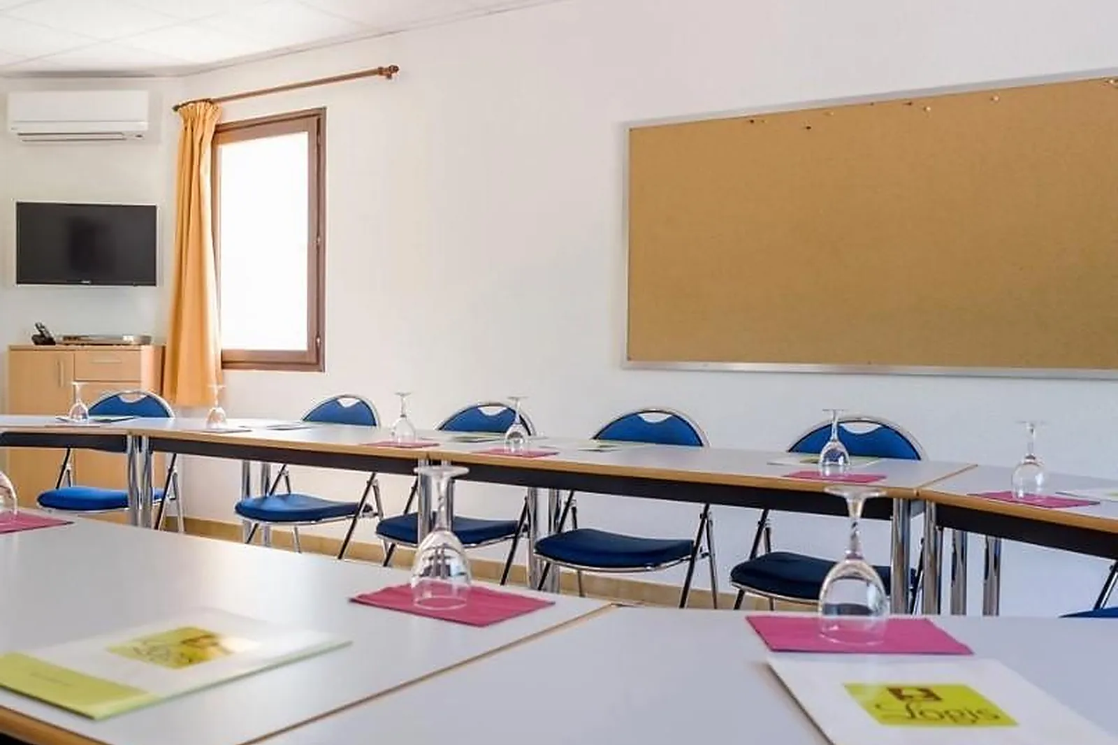 Lieux événementiels, LE MONT BROUILLY