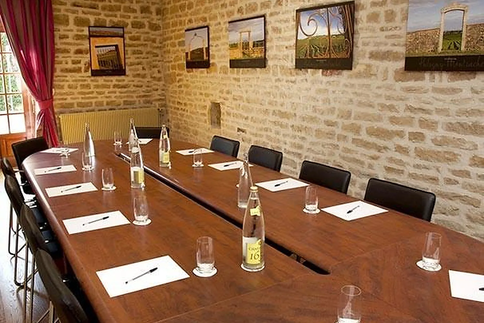 Lieux événementiels, LE MONTRACHET