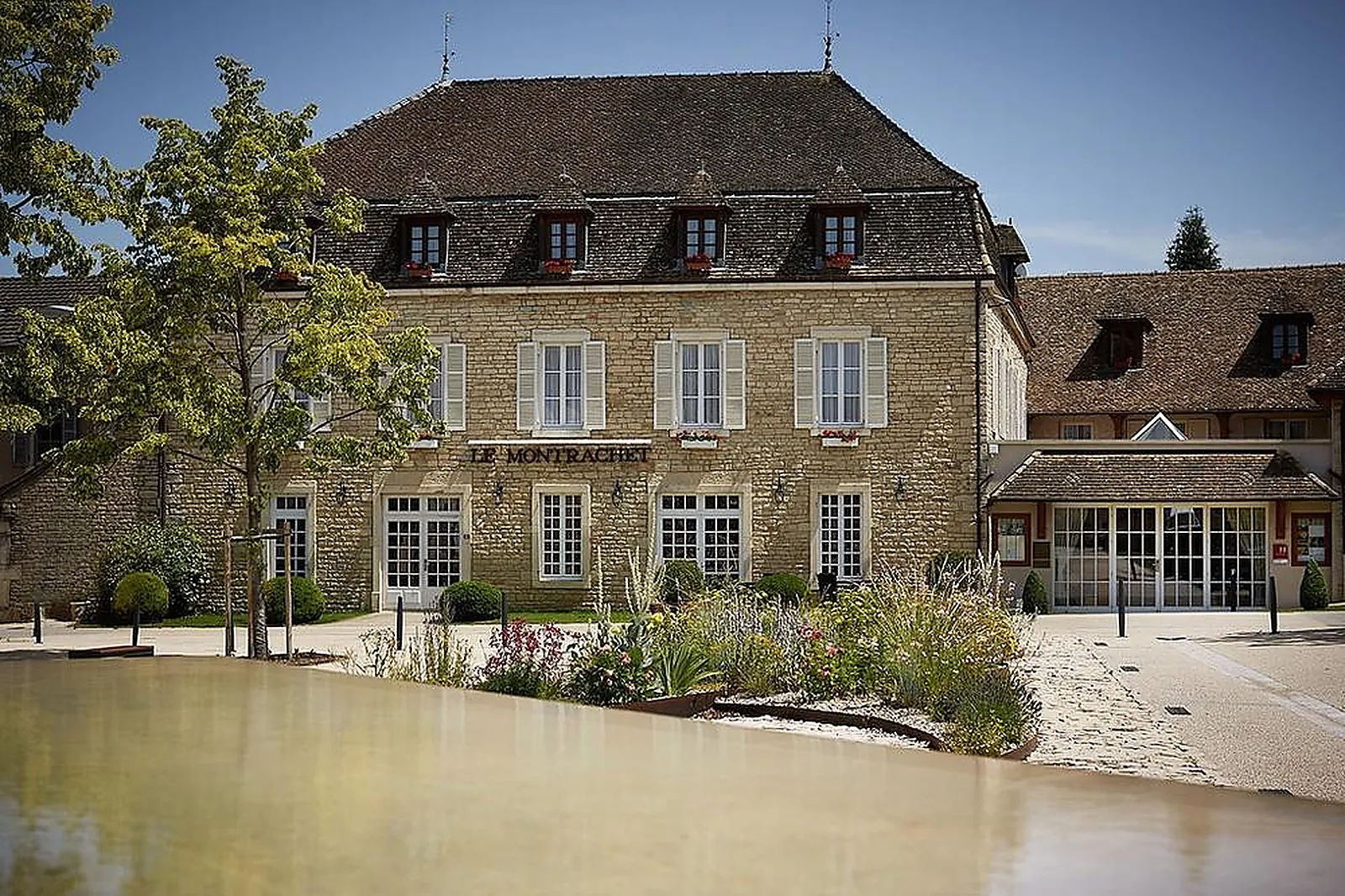 Lieux événementiels, LE MONTRACHET