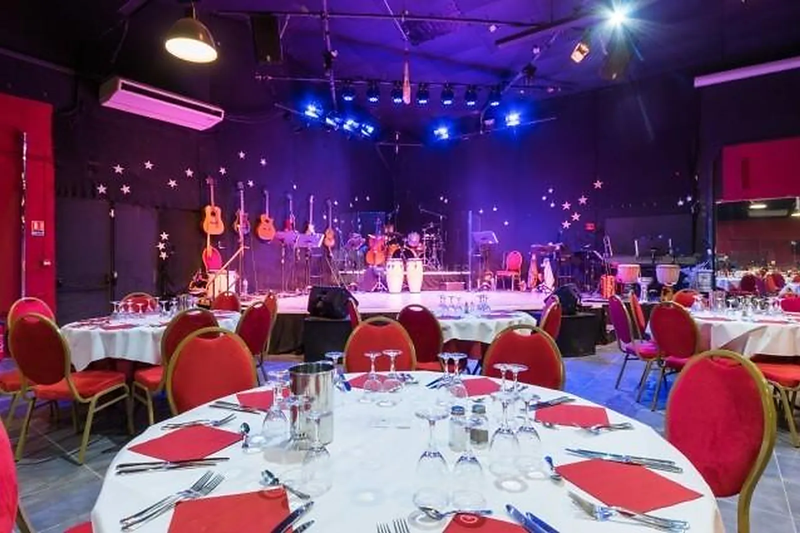 Lieux événementiels, LE MUSIC-HALL