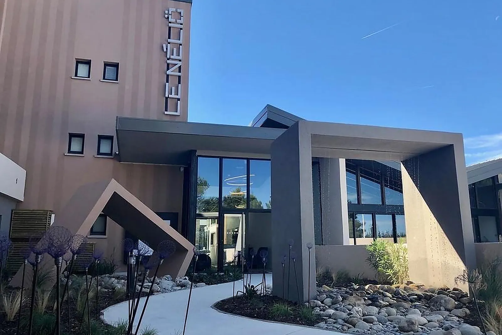 Lieux événementiels, LE NÉLIÖ