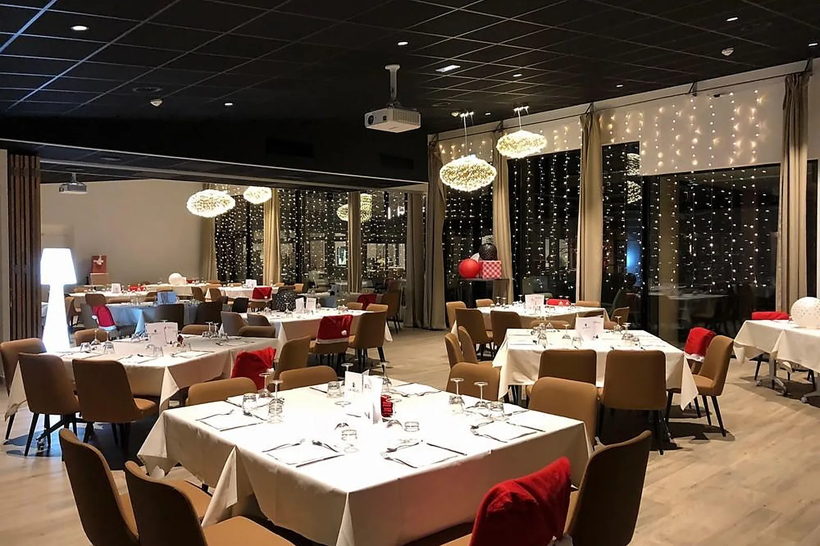 Lieux événementiels, LE NÉLIÖ