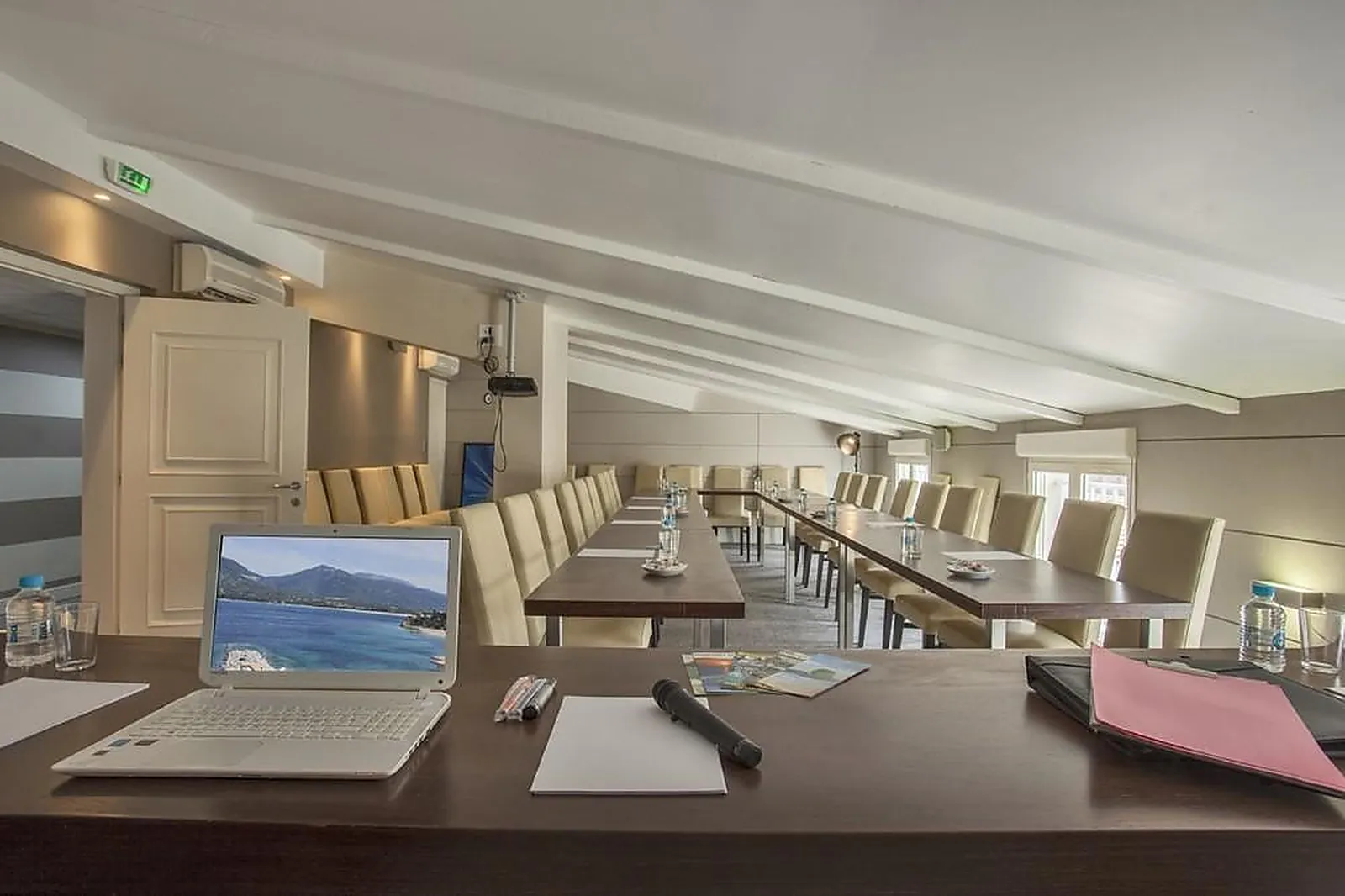 Lieux événementiels, LE NEPTUNE ET SPA